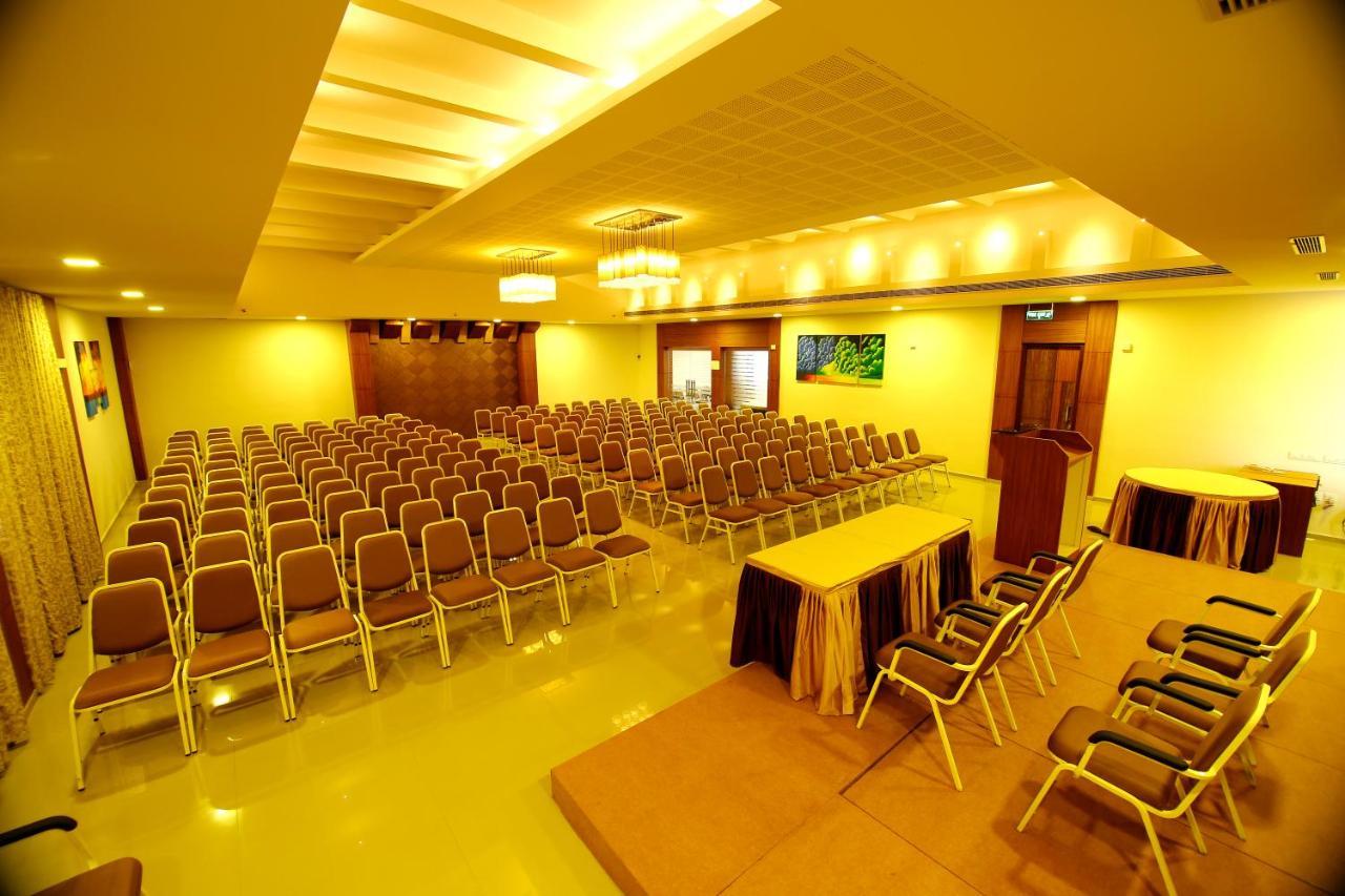 Hotel Hillway Park Kollam Dış mekan fotoğraf