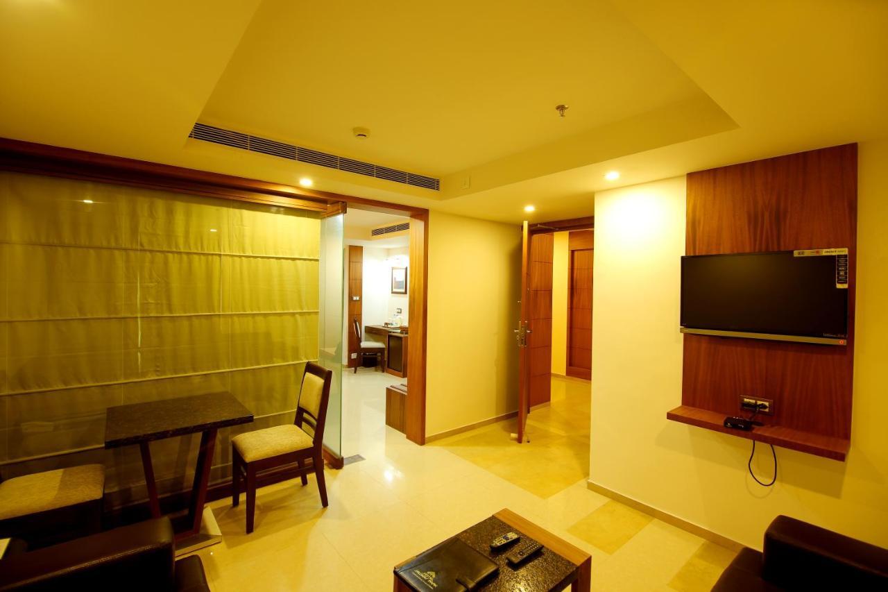 Hotel Hillway Park Kollam Dış mekan fotoğraf