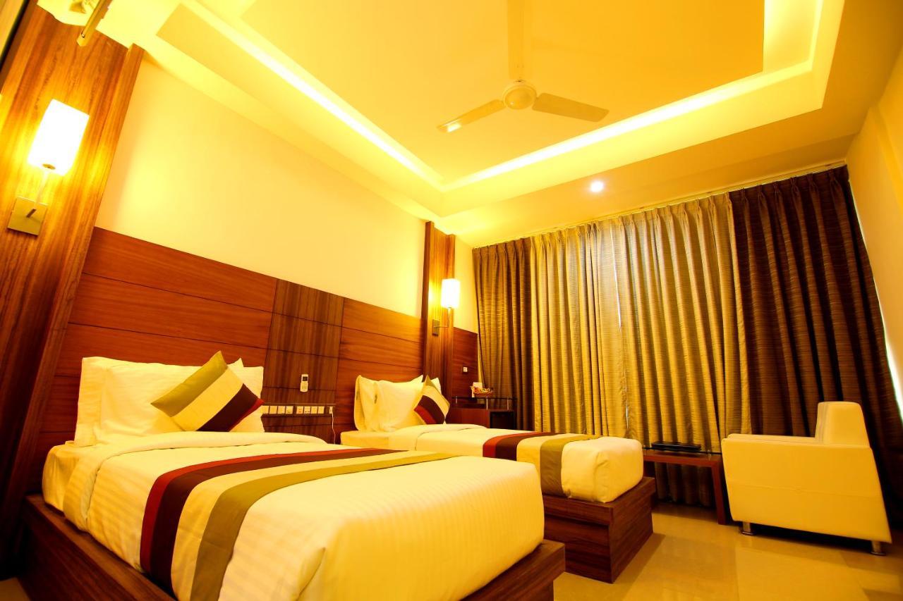 Hotel Hillway Park Kollam Dış mekan fotoğraf