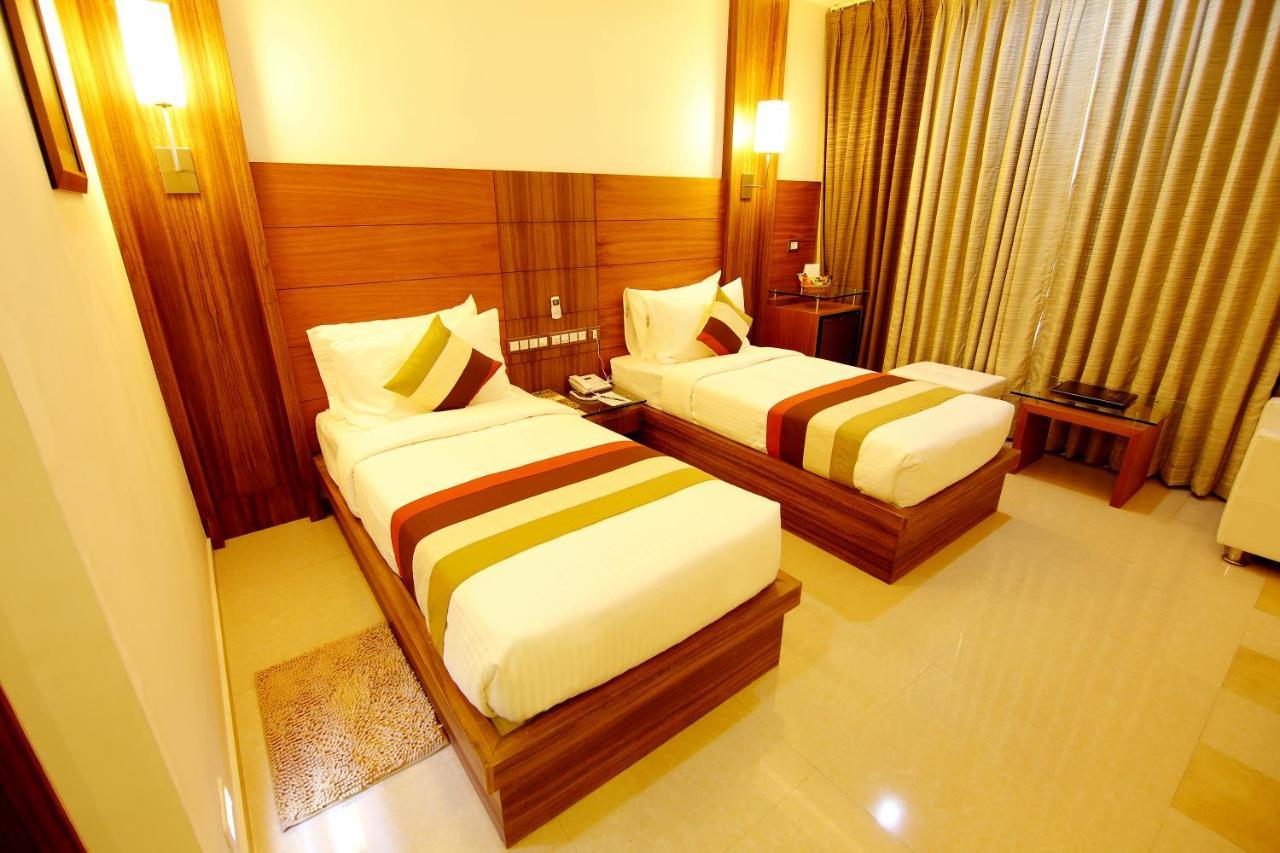 Hotel Hillway Park Kollam Dış mekan fotoğraf