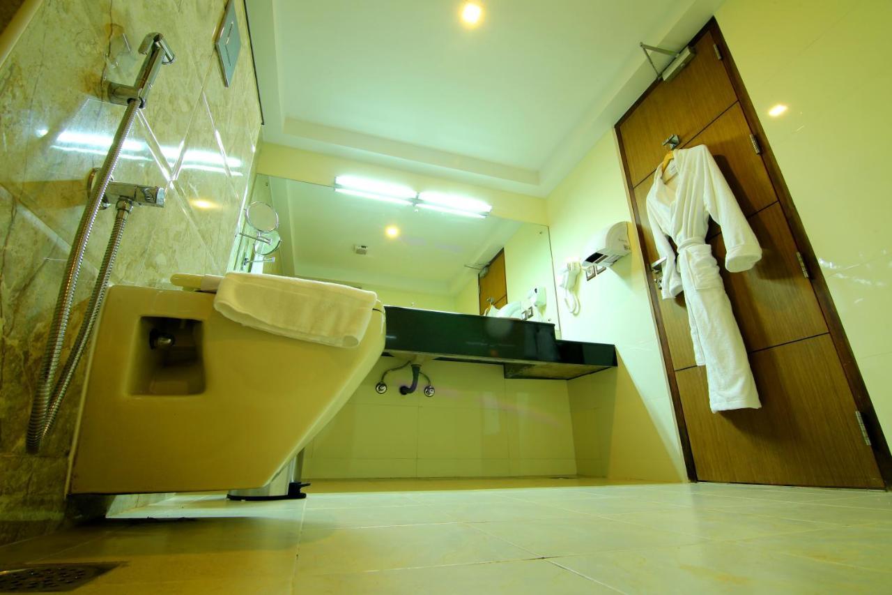 Hotel Hillway Park Kollam Dış mekan fotoğraf