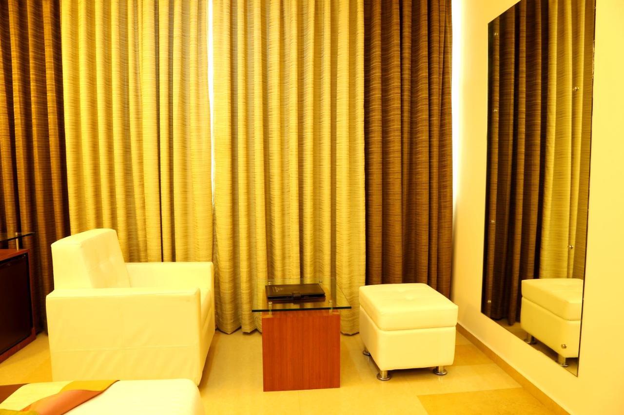 Hotel Hillway Park Kollam Dış mekan fotoğraf